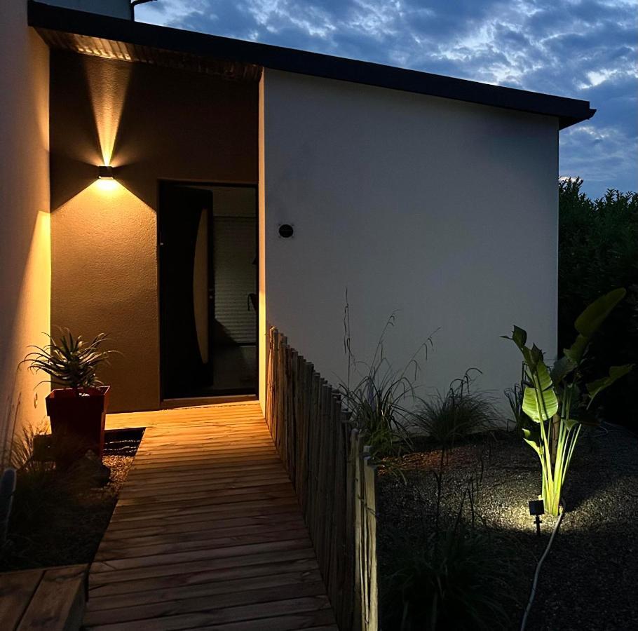 Studio & Spa La Discrete Saint-Évarzec Exterior foto